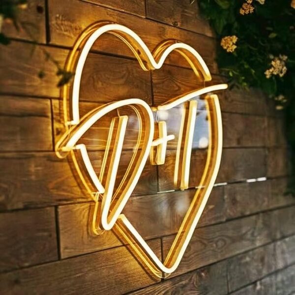 Neon Ring With Couple Frame - Image 4